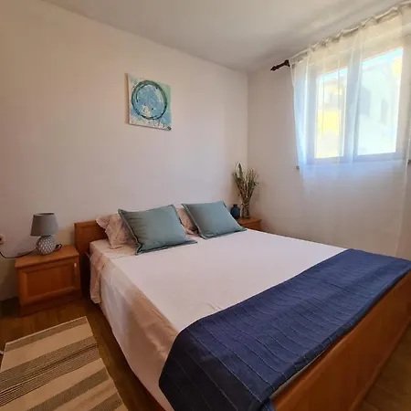 Sofia * מאלי לוסיניי